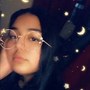 Meet your Posher, Isabel